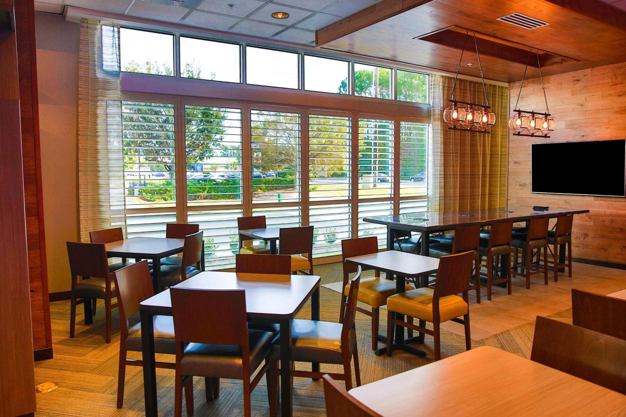 Fairfield Inn & Suites By Marriott Savannah Midtown Екстер'єр фото