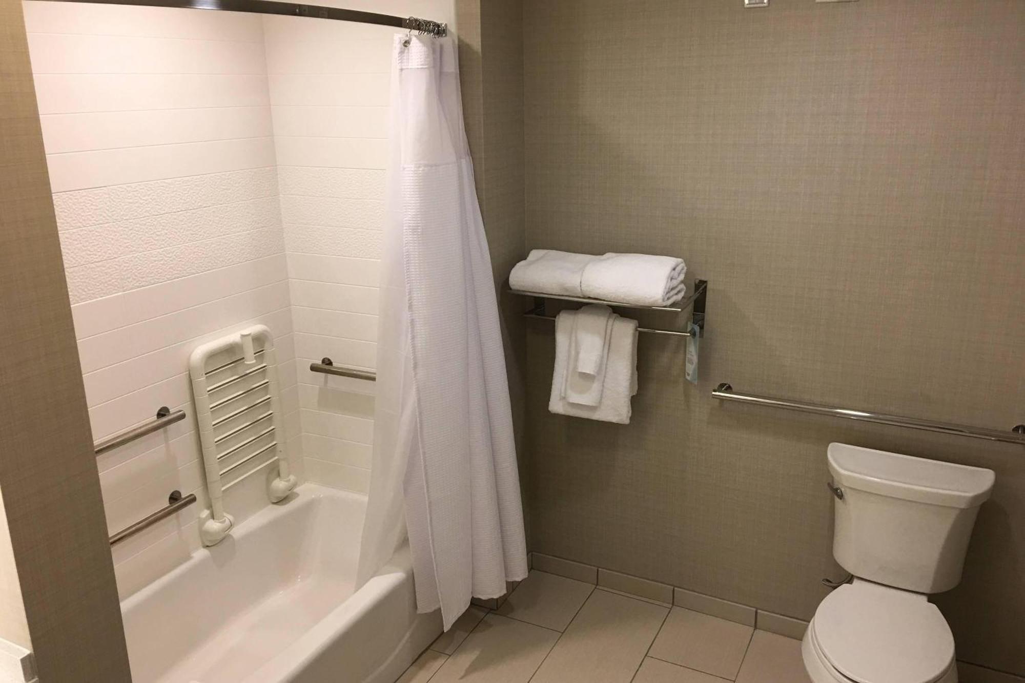 Fairfield Inn & Suites By Marriott Savannah Midtown Екстер'єр фото