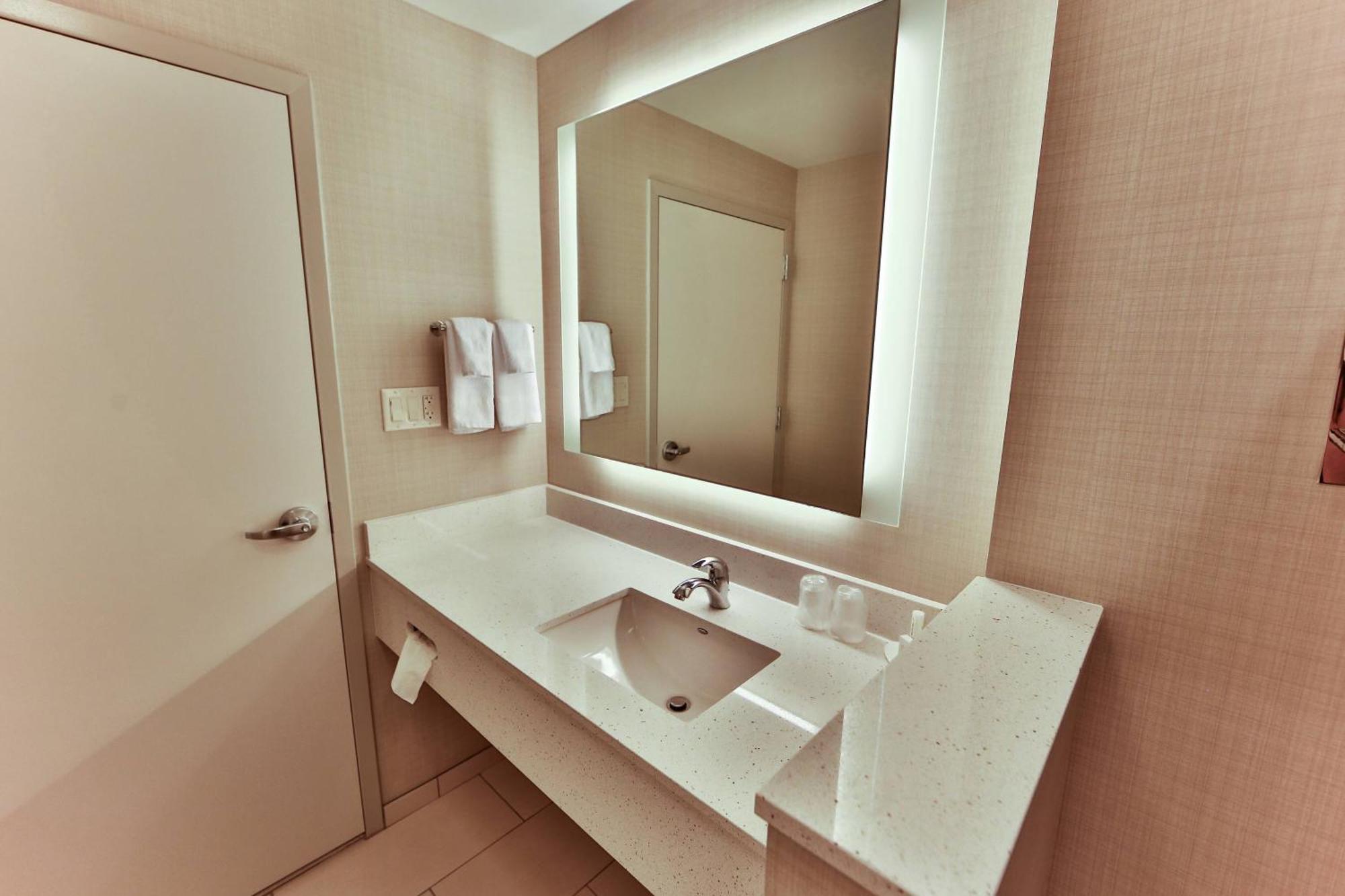 Fairfield Inn & Suites By Marriott Savannah Midtown Екстер'єр фото